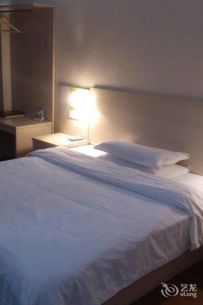 Lvzhou Business Hotel- Wuhu ภายนอก รูปภาพ